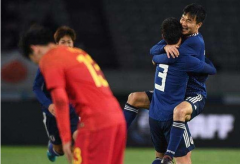 半场-莱万打进德佩贡献维尔杜直奔世界杯暂时2-0埃尔切日本队比